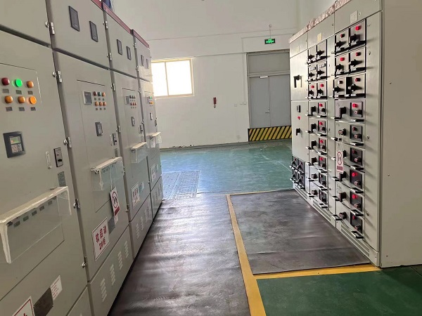 山东某智能生产基地配电柜地面下沉修复