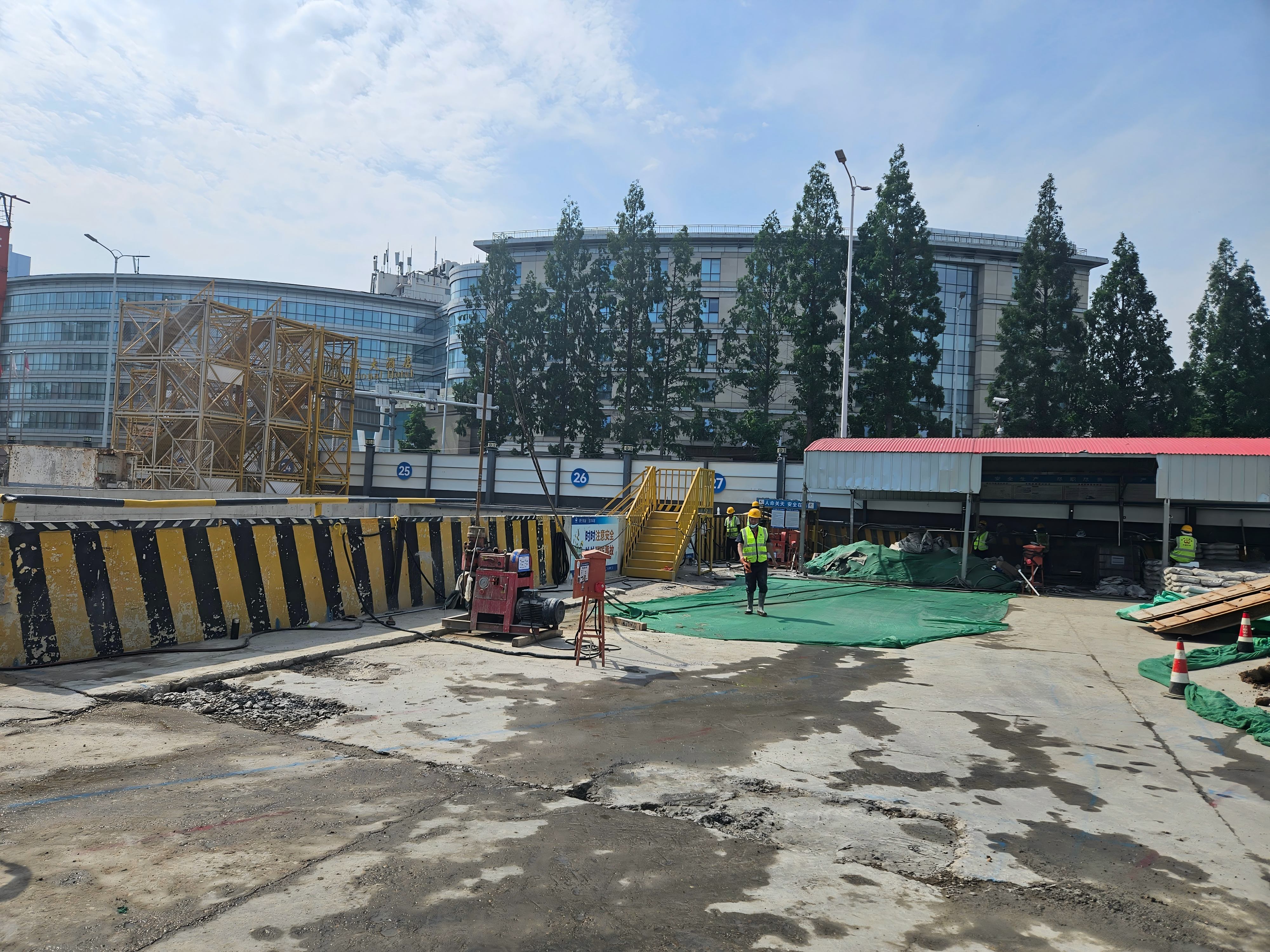 厂房地面沉降,地坪沉降抬升,地基加固,微孔注浆,无差别沉降修复技术,注浆加固 厂房地面沉降,地坪沉降抬升,地基加固,微孔注浆,无差别沉降修复技术,注浆加固